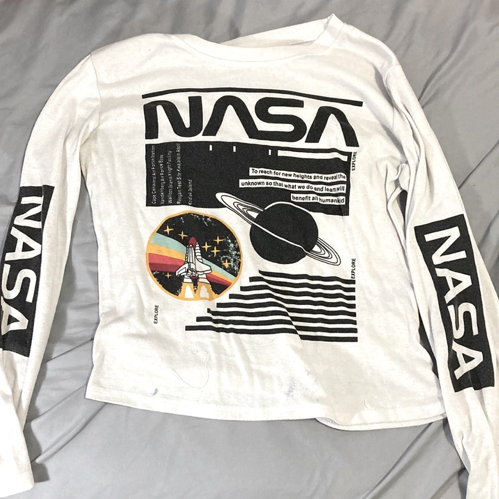 Long sleeve NASA shirt retro